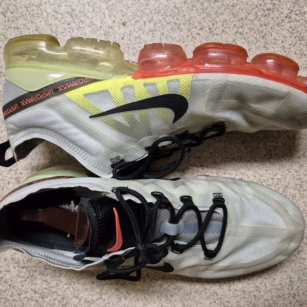 Nike Kids VaporMax Shoes - White and Orange
